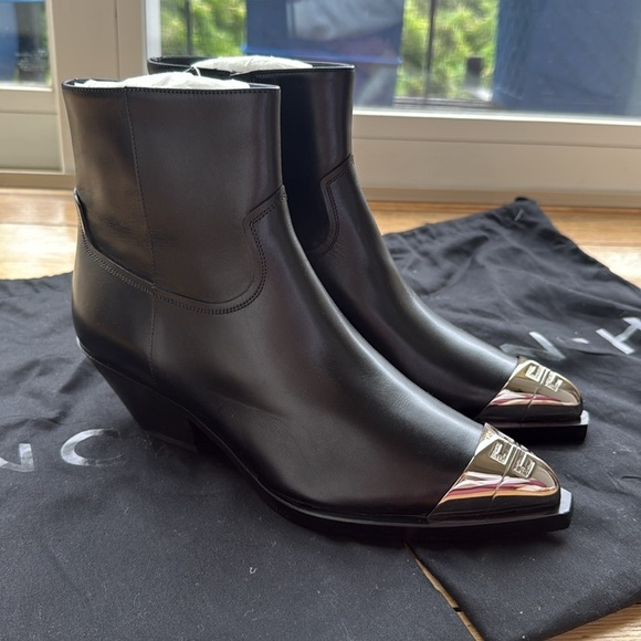 NWT Givenchy Women's Black Western Ankle Boots - size FR 36 - Picture 10 of 12